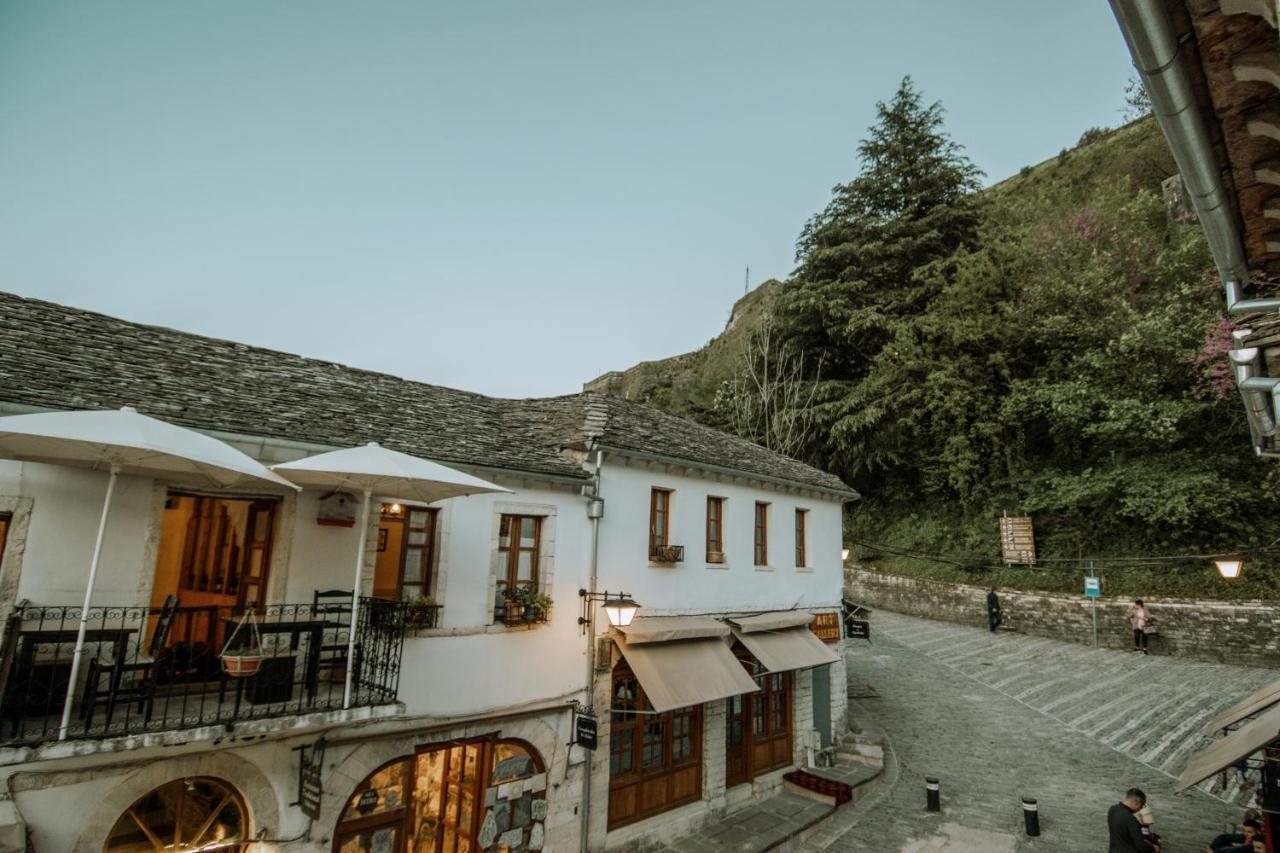 Hotel Grey Stone Gjirokastër Esterno foto