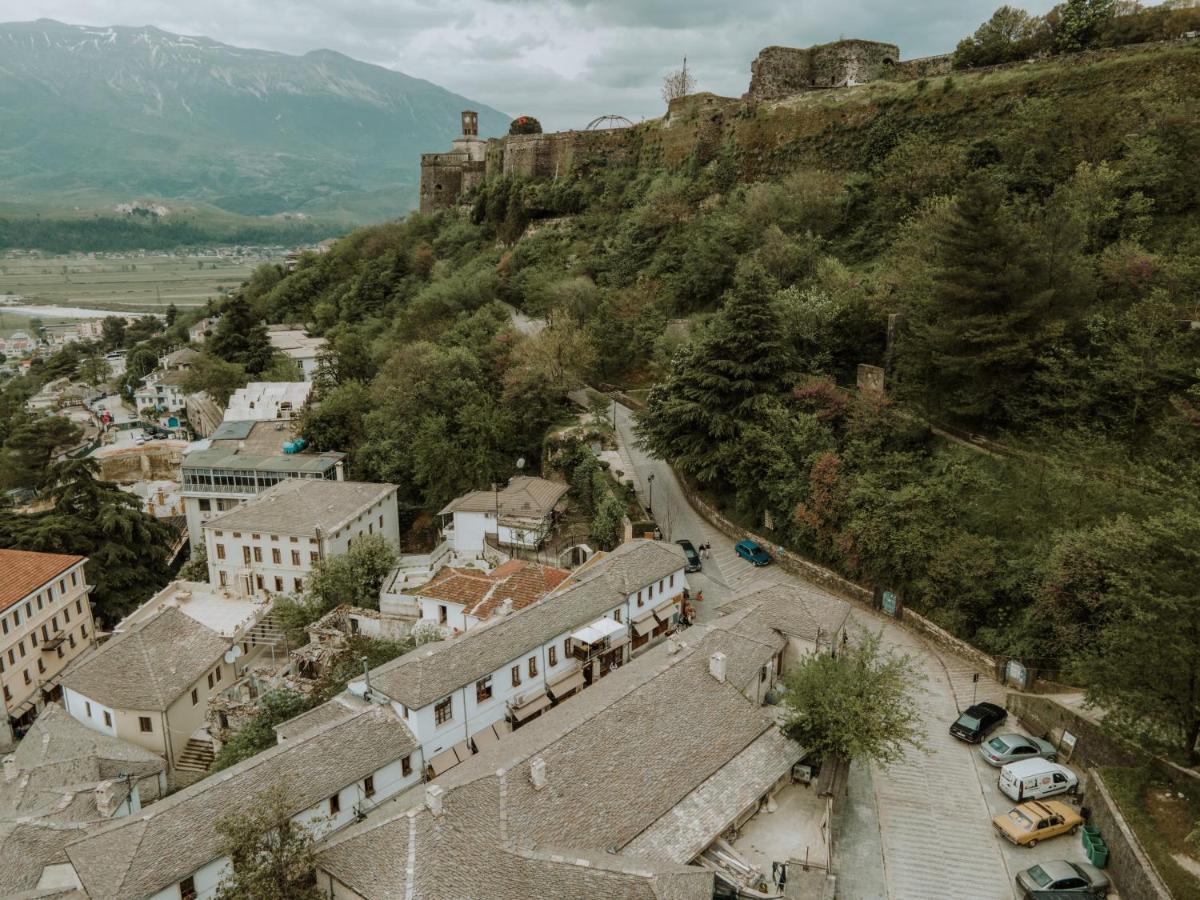 Hotel Grey Stone Gjirokastër Esterno foto