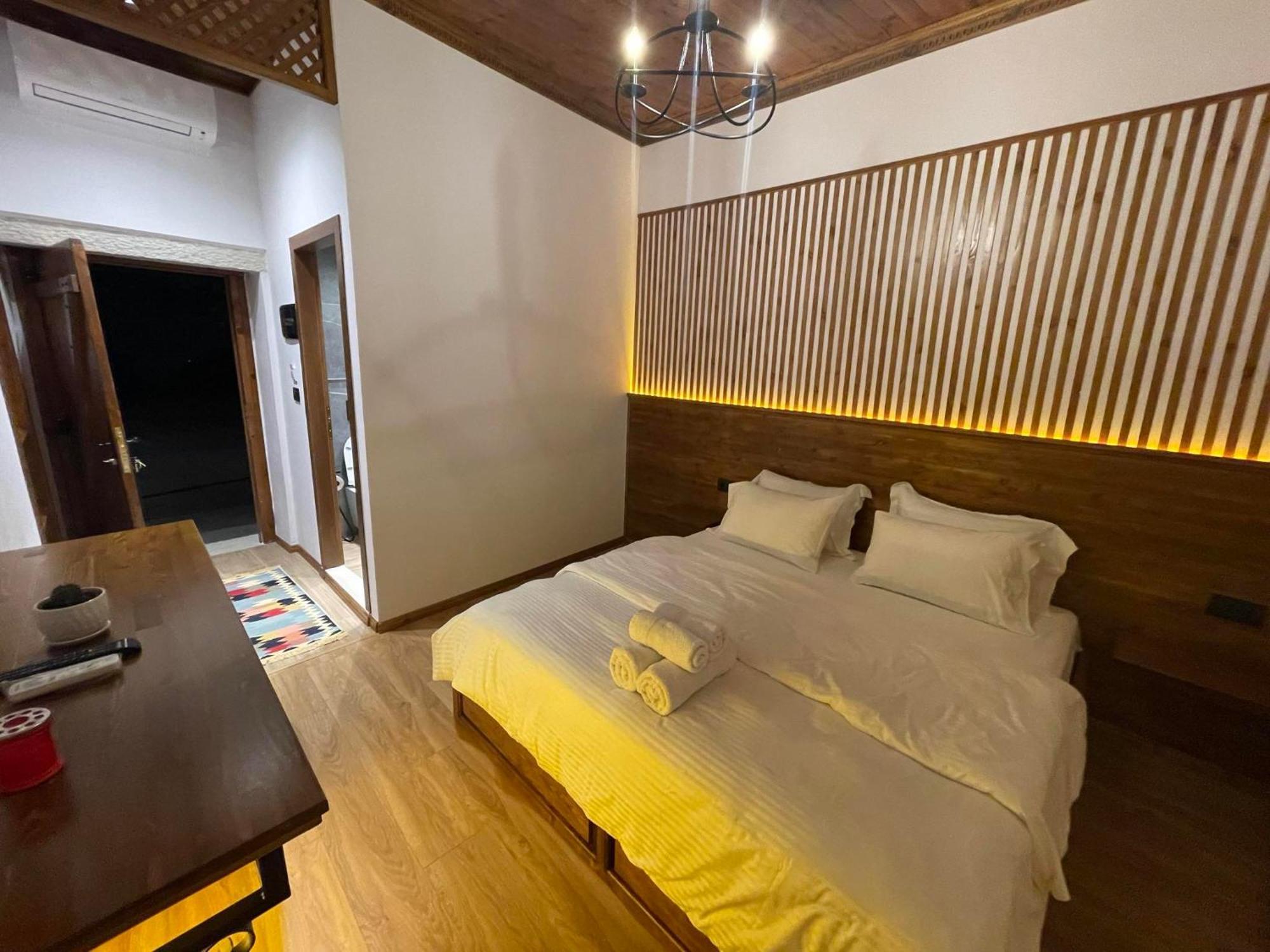 Hotel Grey Stone Gjirokastër Esterno foto