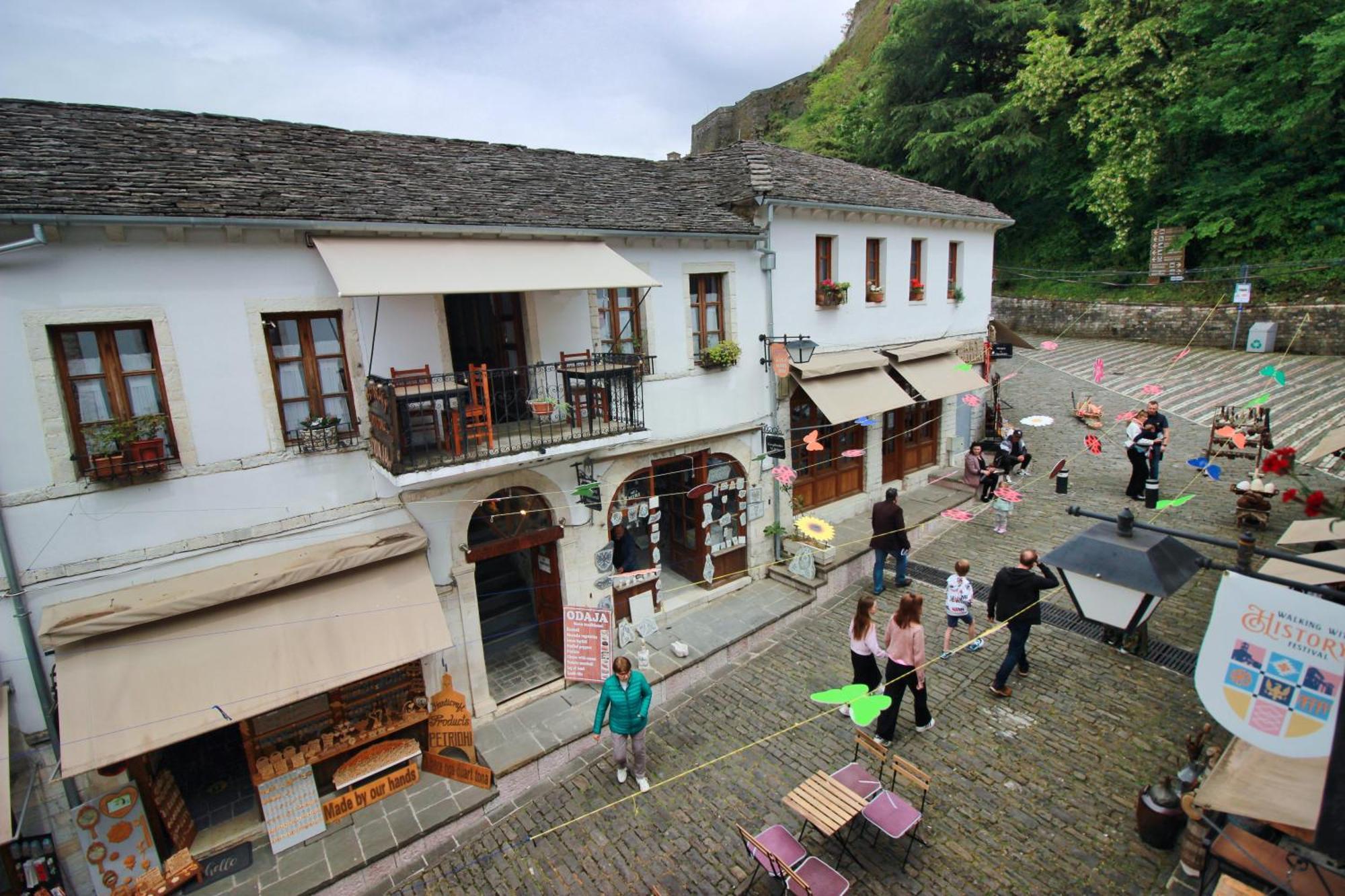 Hotel Grey Stone Gjirokastër Esterno foto