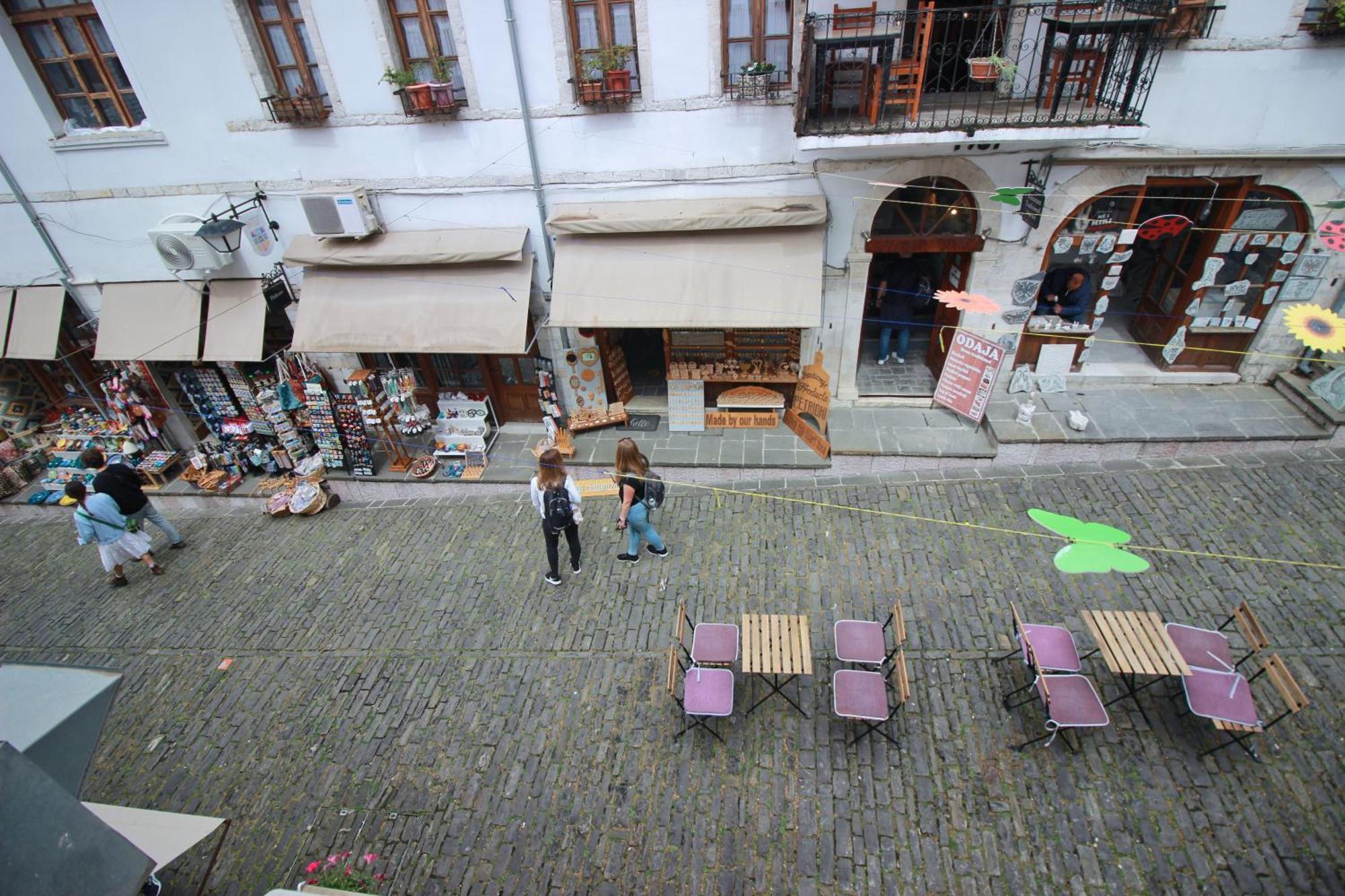Hotel Grey Stone Gjirokastër Esterno foto