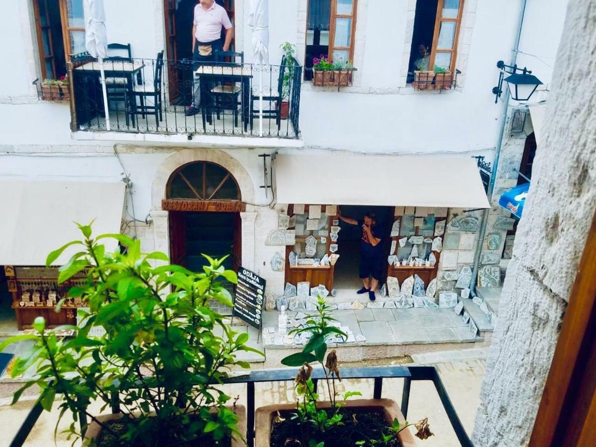 Hotel Grey Stone Gjirokastër Esterno foto